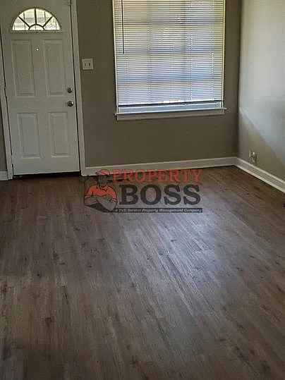 4041 Pennsylvania St — Photo 2