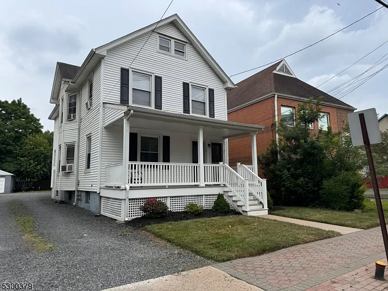 25 Somerset St — Photo 1