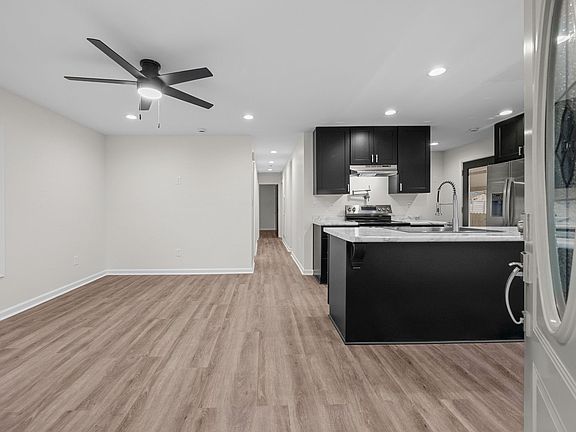 4th image of 1808 Craft St