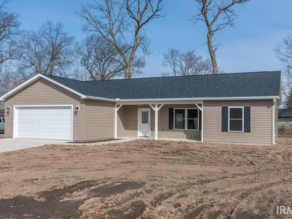 29945 Cleveland Ave, Elkhart, IN 46516