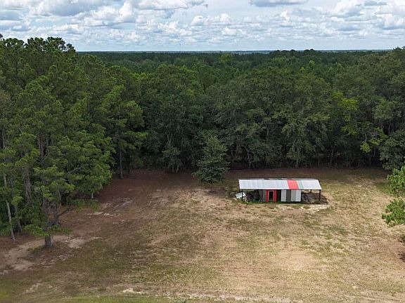 5th image of 913 Berryville Rd