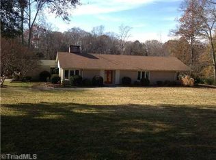 3450 Dixiana Ln, Pfafftown, NC 27040
