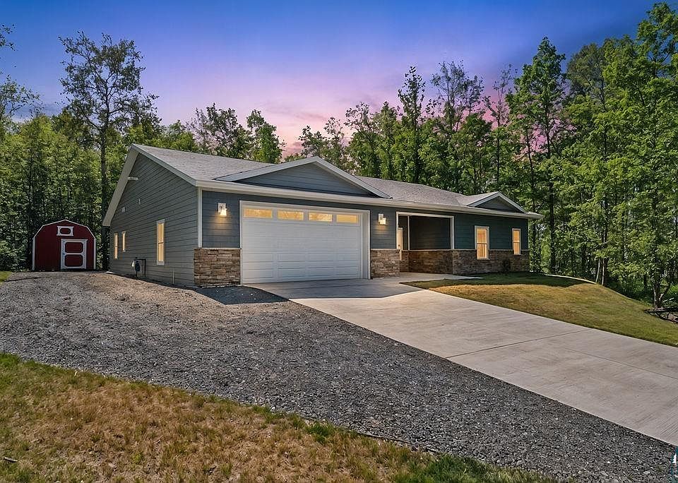 1st image of 200 Langhorst Ct
