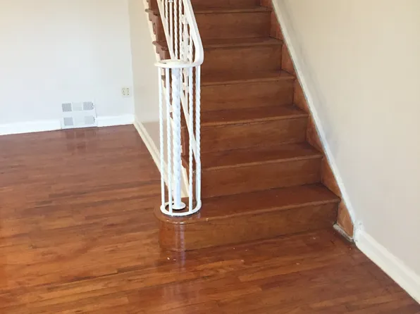 6528 Cottage St, Philadelphia, PA 19135