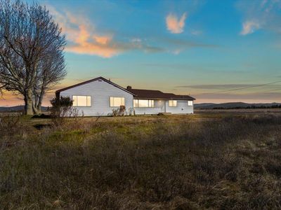 165 E Dutton Rd, Eagle Point, OR, 97524