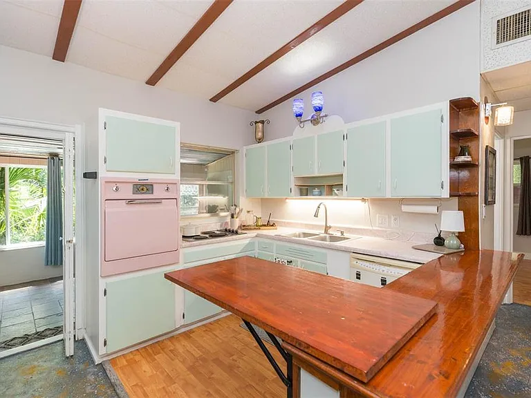 5431 Tower St — Photo 15