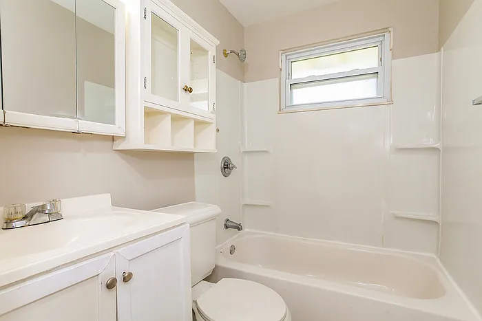 11952 Wincanton Dr — Photo 11