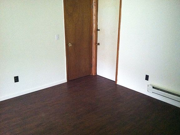 2nd image of 17 Daniele Ln APT 37