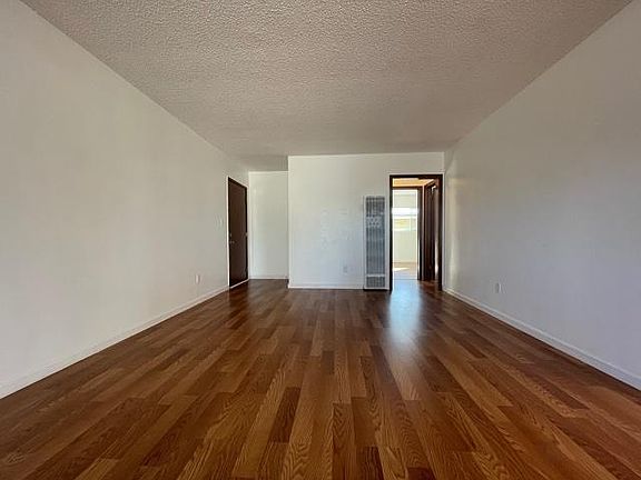 3rd image of 11738 Lemay St #7