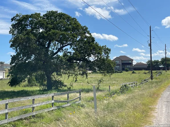 401 Shady Ln LOT 1, La Vernia, TX 78121