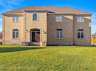 12 Gefen Dr, Lakewood, NJ 08701