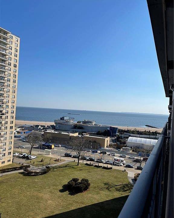 2nd image of 601 Surf Ave APT 10L
