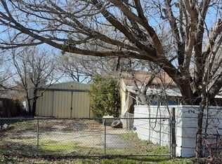 210 Walnut St, Chico, TX 76431