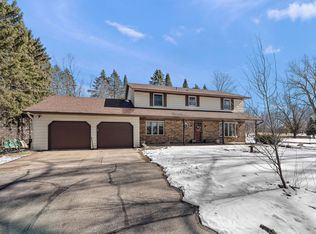 8290 Angus Ave, Inver Grove Heights, MN 55077