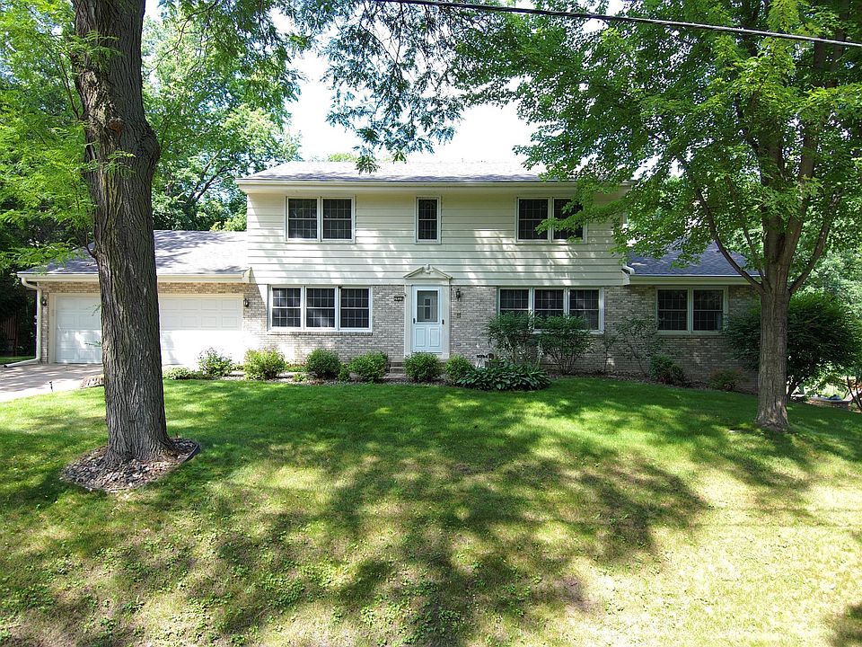 1st image of 3931 Huntingdon Dr