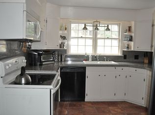 25 Smith Rd, Bedford, NH 03110