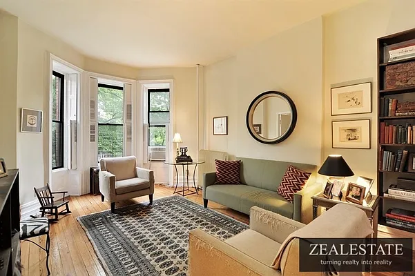 Rented by ZealEstate Group Inc | media 14