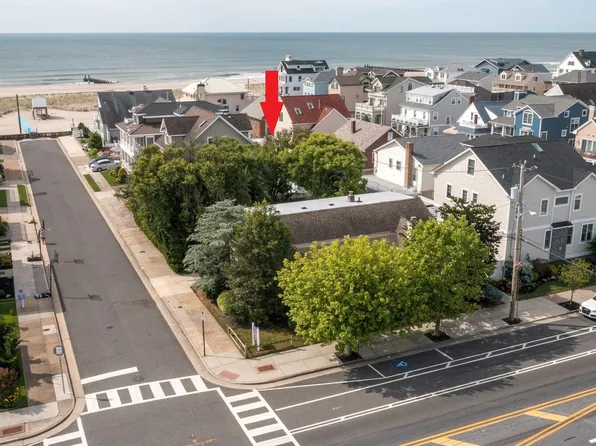 104 S Knight Ave, Margate City, NJ 08402