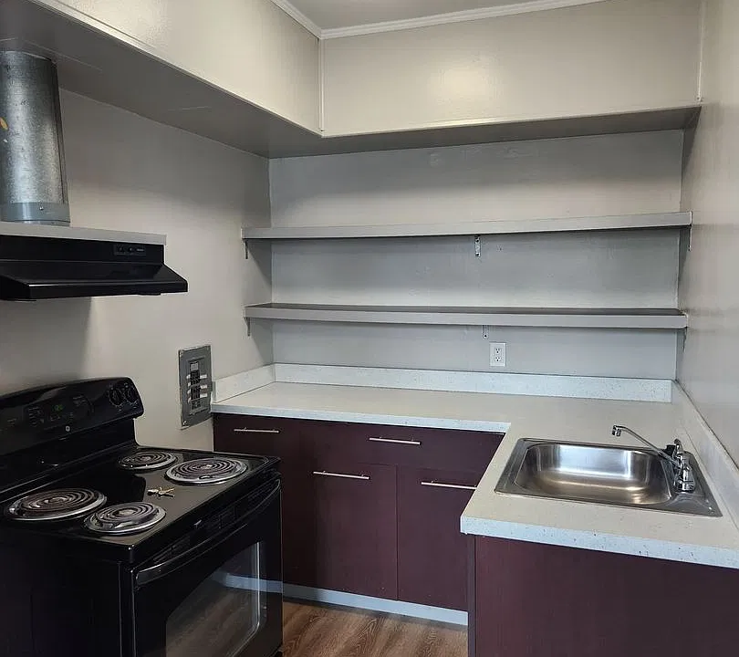 The Oakwood Manor Apartments