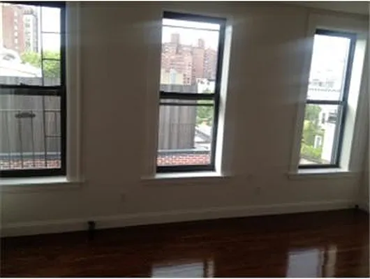 Rented by Douglas Elliman | media 15