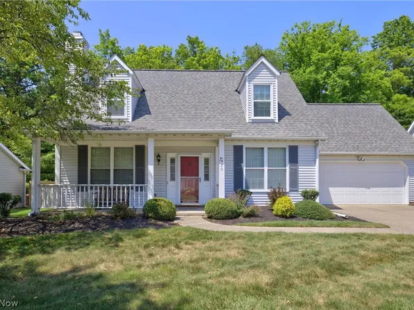 420 Pebblebrook Dr, Willoughby, OH 44094