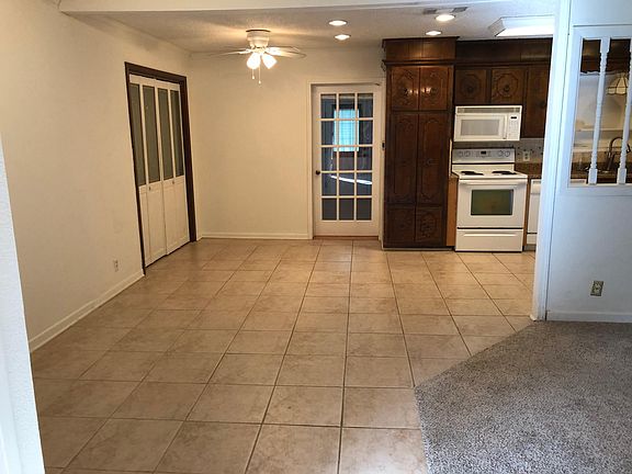 2nd image of 407 Johnson Ave