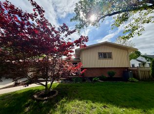 602 S Ridgeway Ave, Champaign, IL 61821