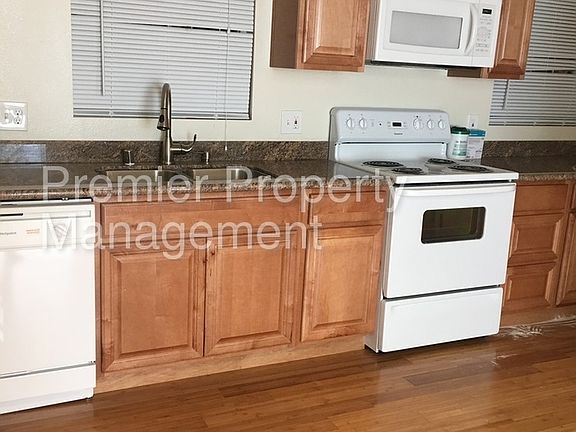 4th image of 423 S 23rd St