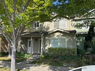 2322 Iroquois St, Santa Rosa, CA 95403