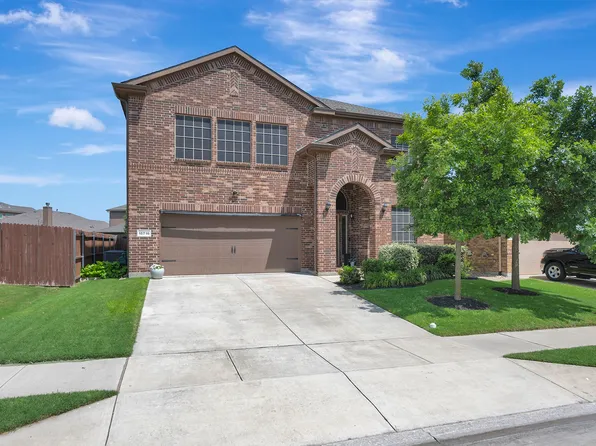 15716 Oak Pointe Dr, Fort Worth, TX 76177