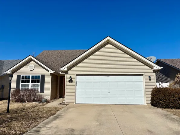 606 Luria Ln, Champaign, IL 61822