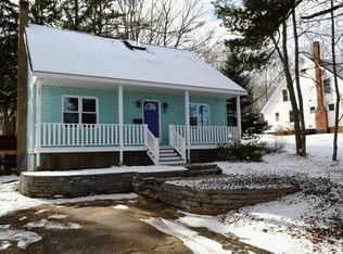 11 Hillcrest St, Bridgewater, NS B4V1T1