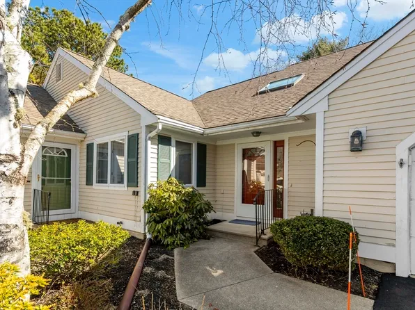 3 Kettle Ln Unit 3, Mashpee, MA 02649