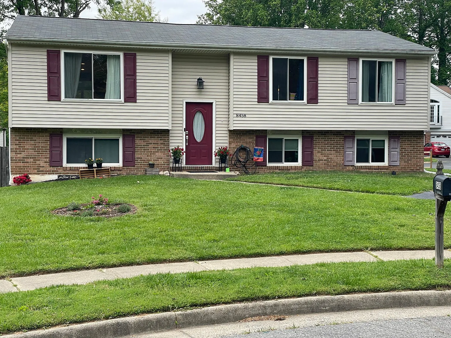8458 Ararat Ct — Photo 1