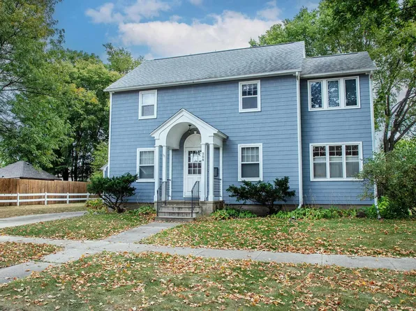 508 4th St NW, Waverly, IA 50677