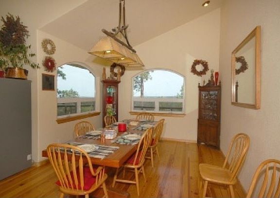 5th image of 16950 Sonshine Ln