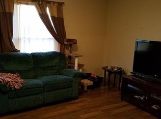 1059 Hartzell Rd, New Castle, PA 16105