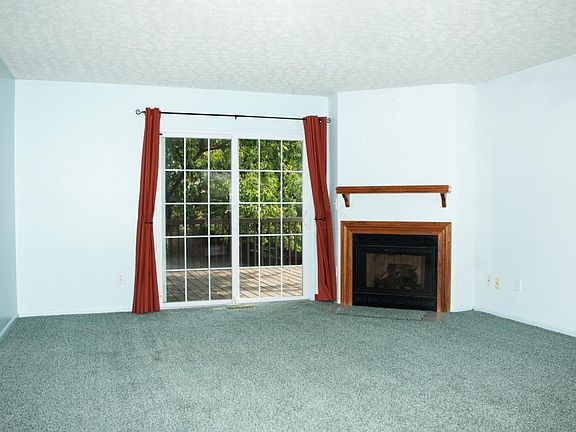 5th image of 200 Glenkirk Dr