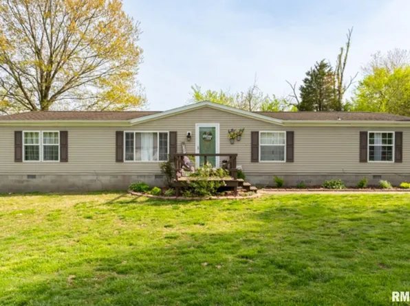 6144 Saige Ln, Carterville, IL 62918