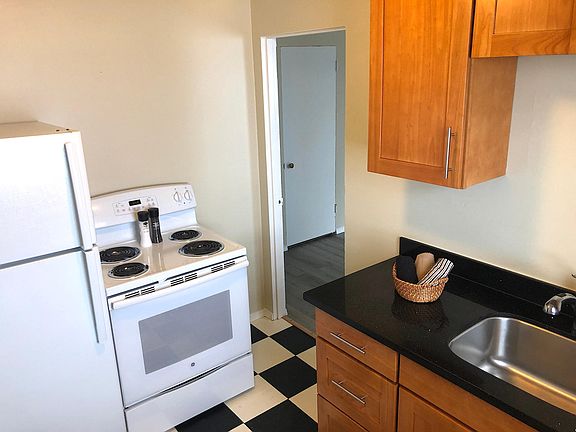 4th image of 6714 15th Ave NW #2
