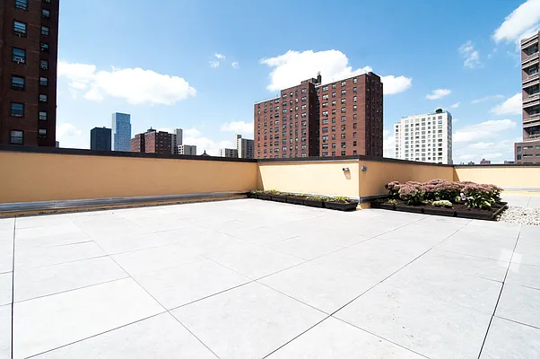 Sold by Compass | media 16