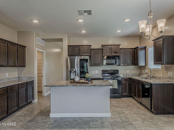 11732 W Fayes Glen Dr, Marana, AZ 85653
