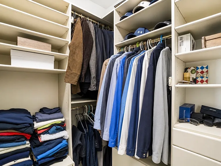 100 E Huron St #3504 — Photo 33