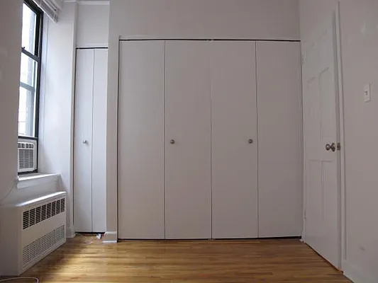 Rented by Metropolis Real Estate of Manhattan | media 14