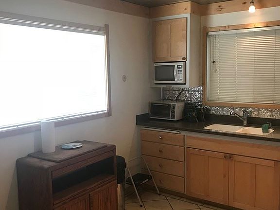 3rd image of 3344 Sandy Way APT 17