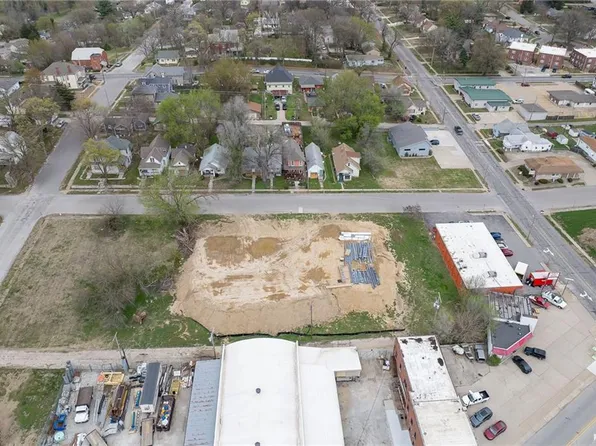 2012-2022 Jones St, Saint Joseph, MO 64501