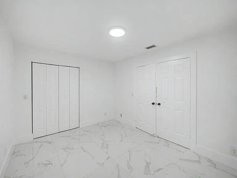 8464 Lake Worth Rd — Photo 19