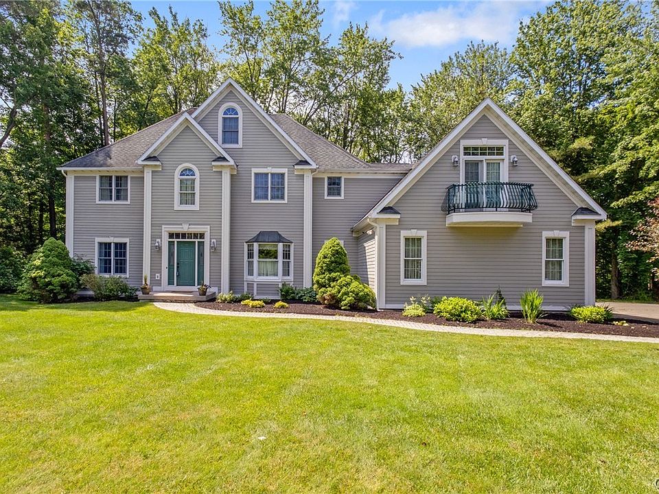 1st image of 1 Mayflower Cir