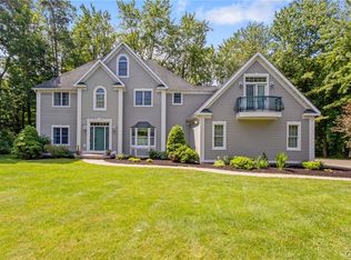 1 Mayflower Cir, Oswego, NY 13126