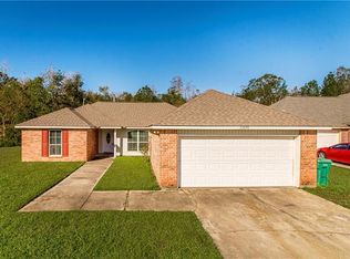 23890 Partridge Ln, Denham Springs, LA 70726